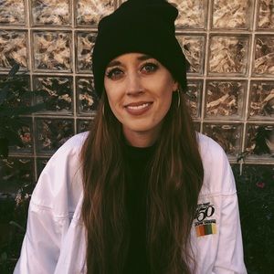 Meet your Posher, Dana